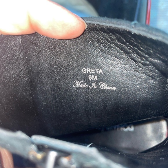 Louise Green Elegant Brown and Black Women's Hat with Floral Accent - Picture 5 of 6